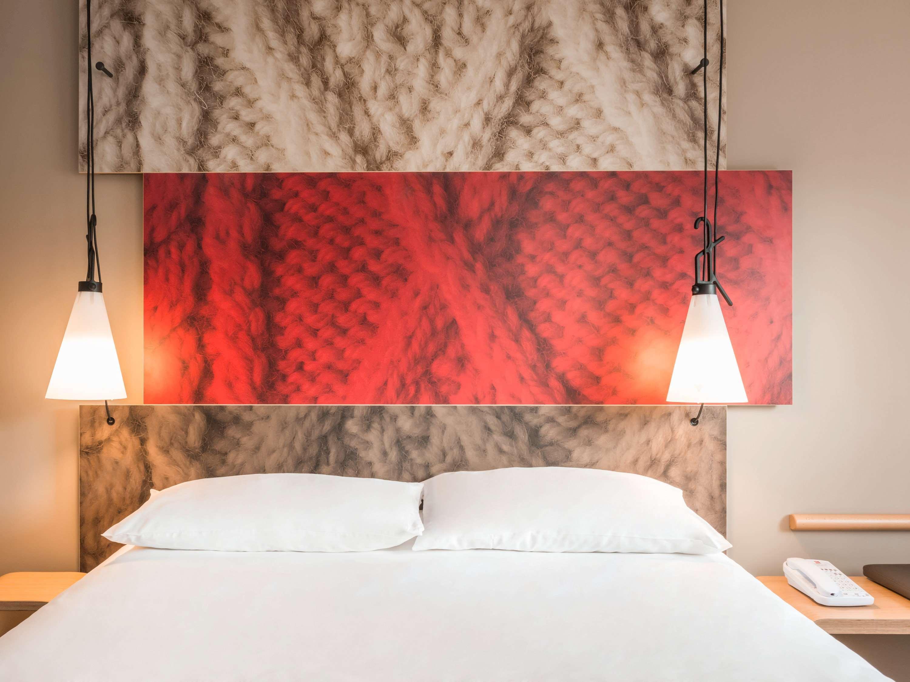 Ibis Poznan Centrum Екстериор снимка