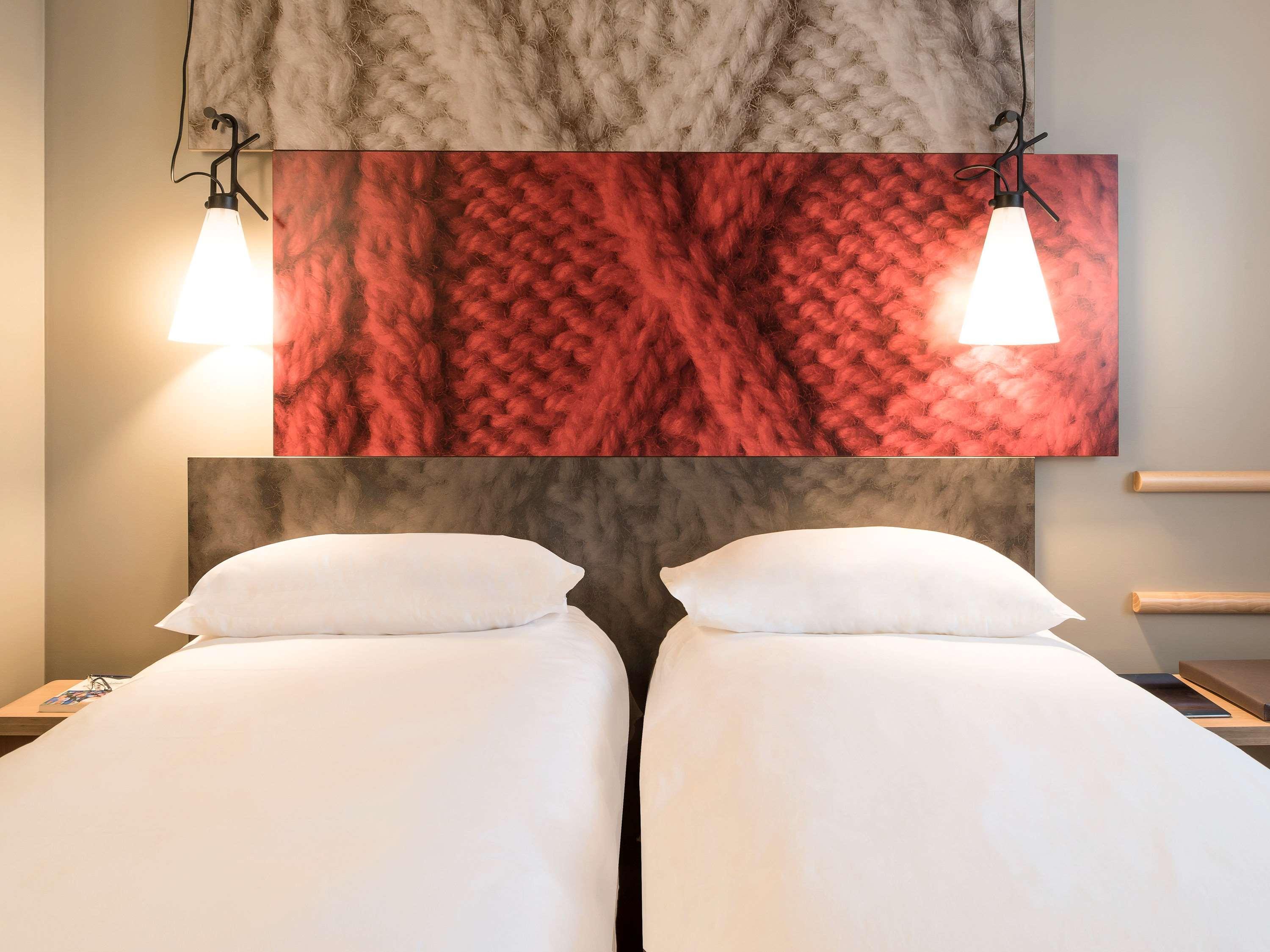 Ibis Poznan Centrum Екстериор снимка