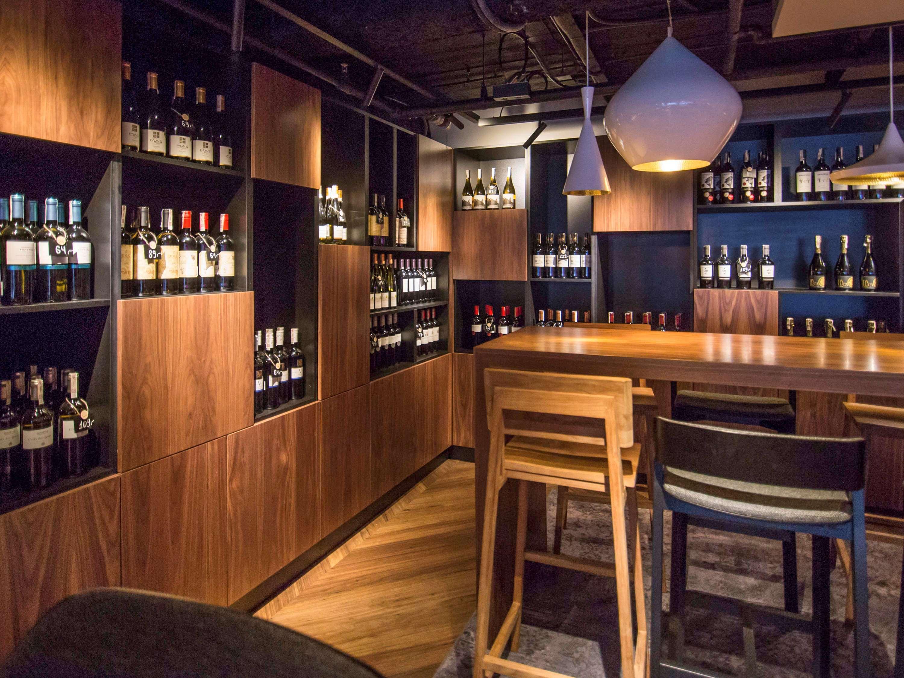 Ibis Poznan Centrum Екстериор снимка