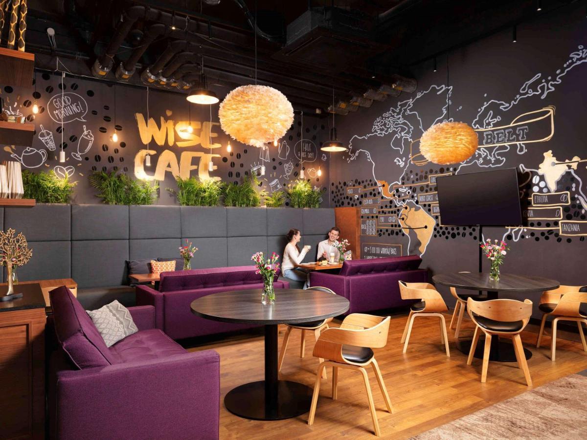 Ibis Poznan Centrum Екстериор снимка