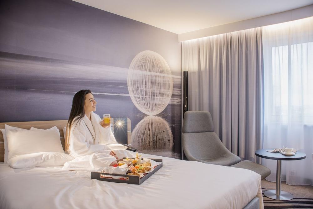 Ibis Poznan Centrum Екстериор снимка
