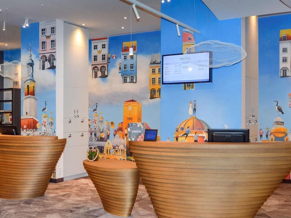 Ibis Poznan Centrum Екстериор снимка